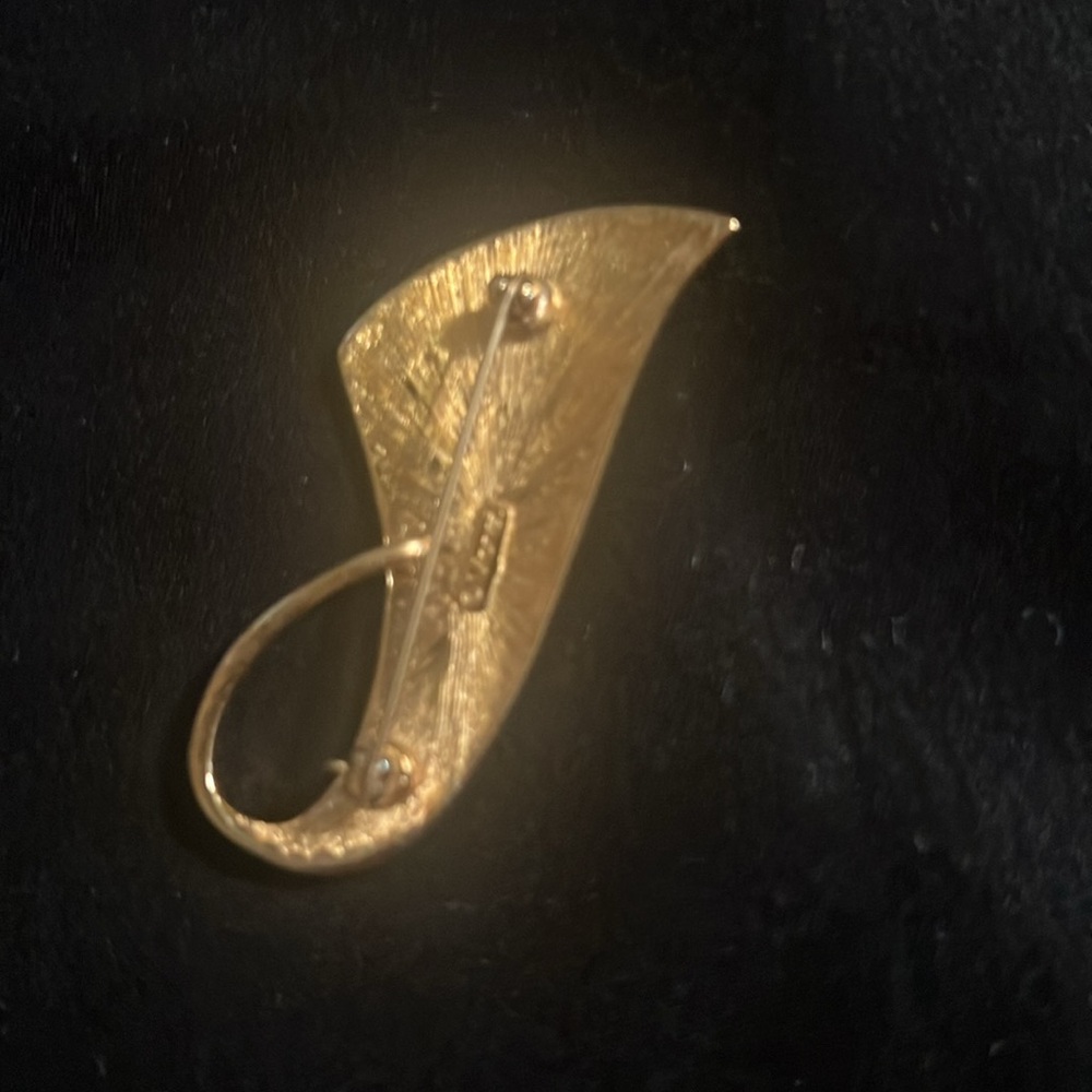 Brooch - Picture 2 of 2
